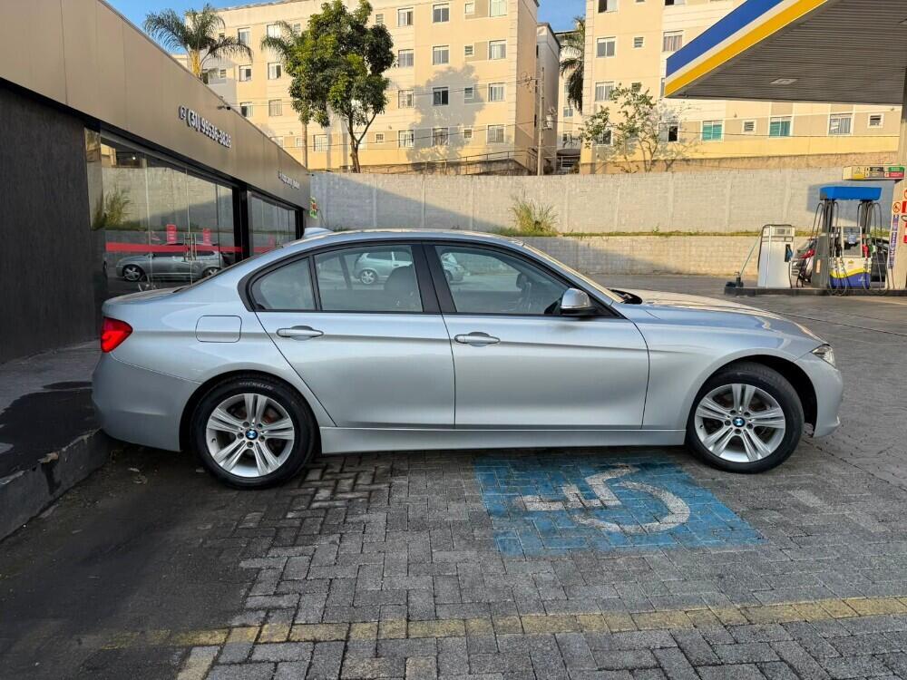BMW 320i
