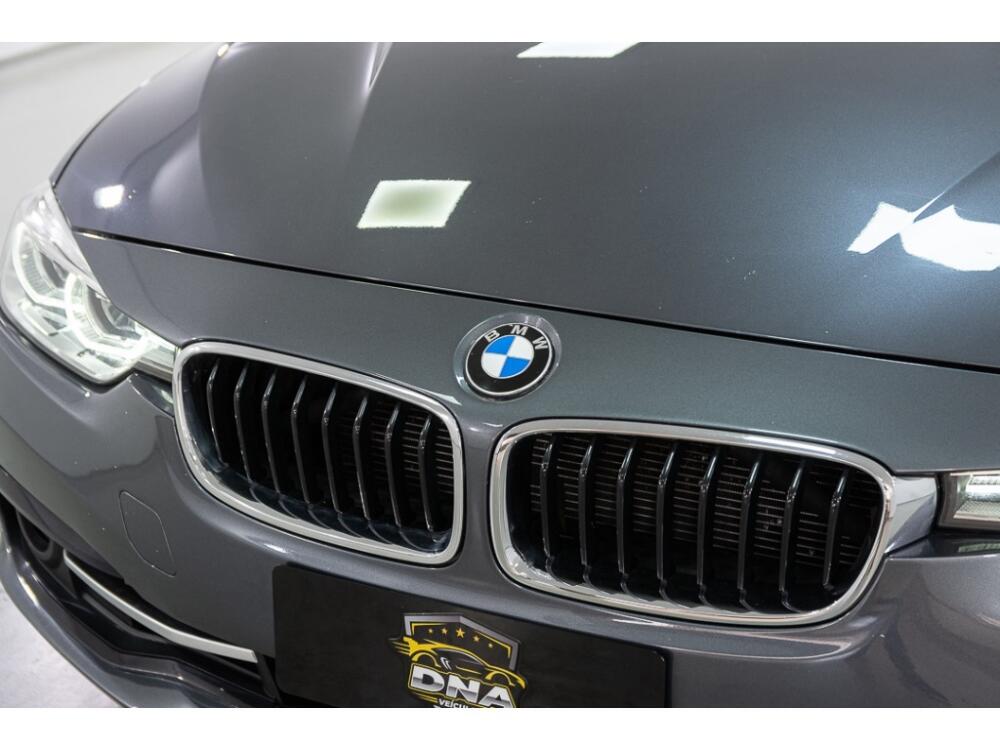 BMW 320i