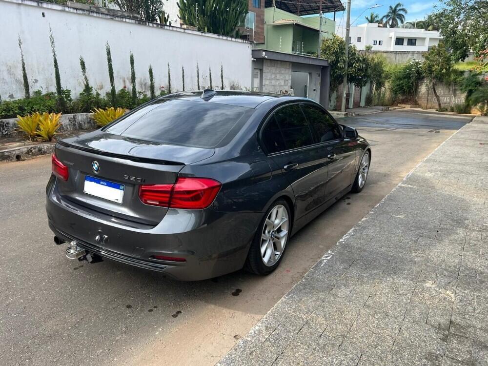 BMW 320i