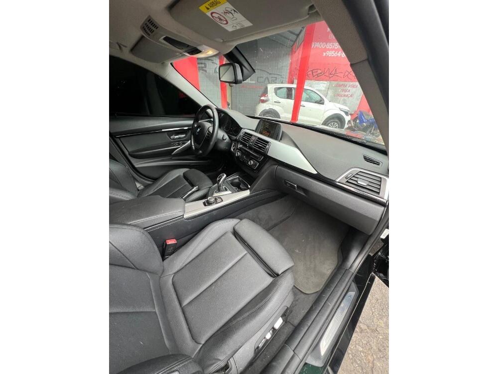 BMW 320i