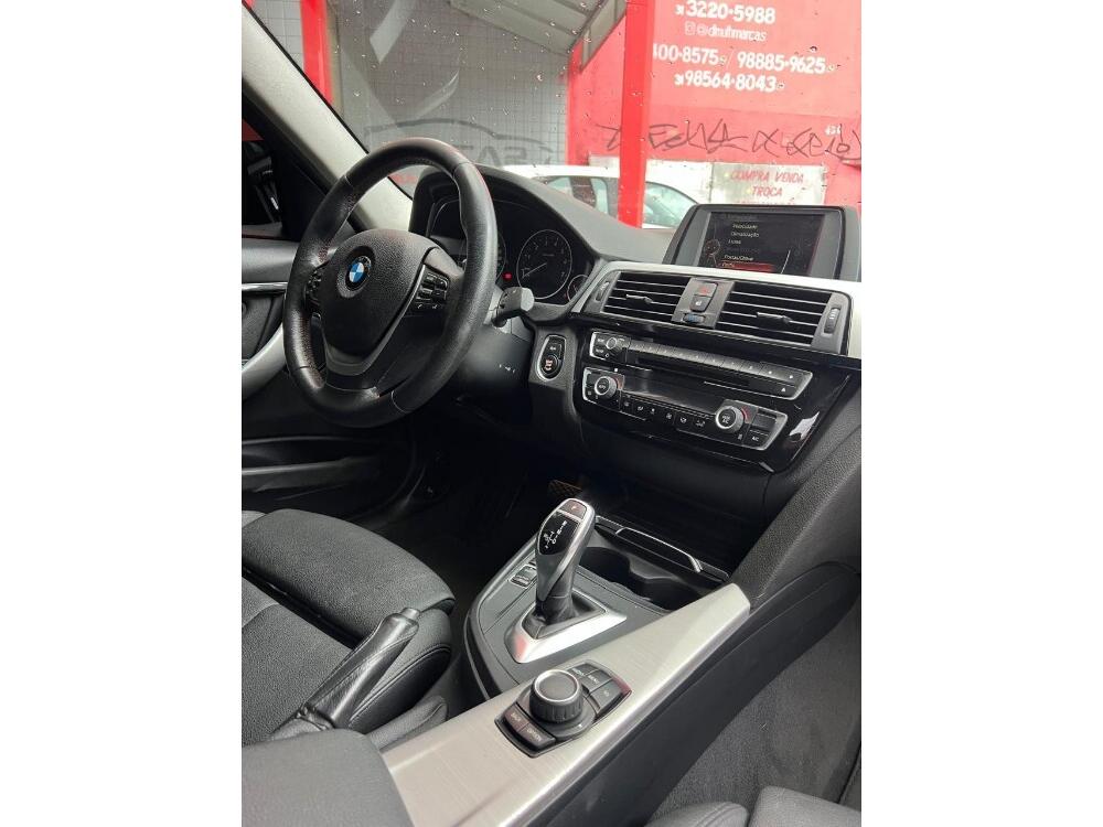 BMW 320i