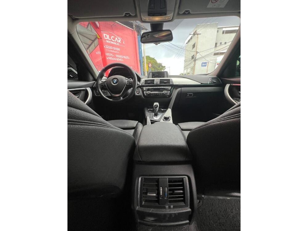 BMW 320i
