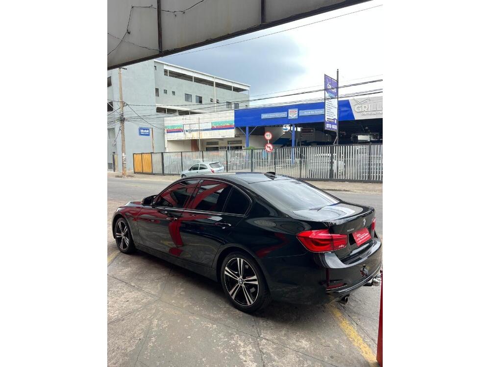 BMW 320i