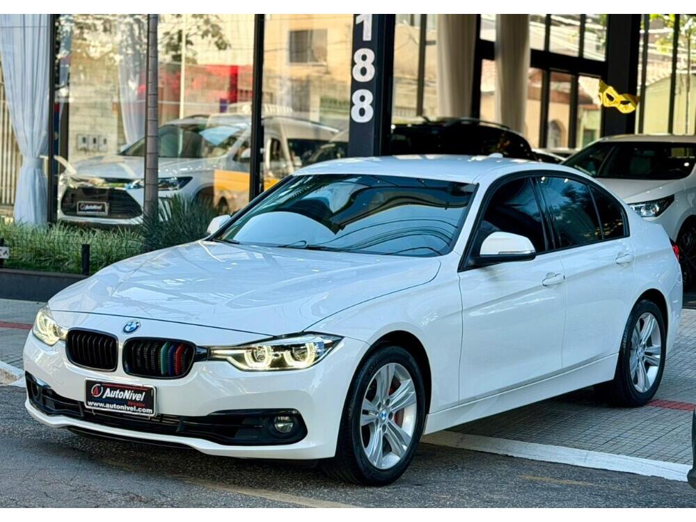BMW 320i