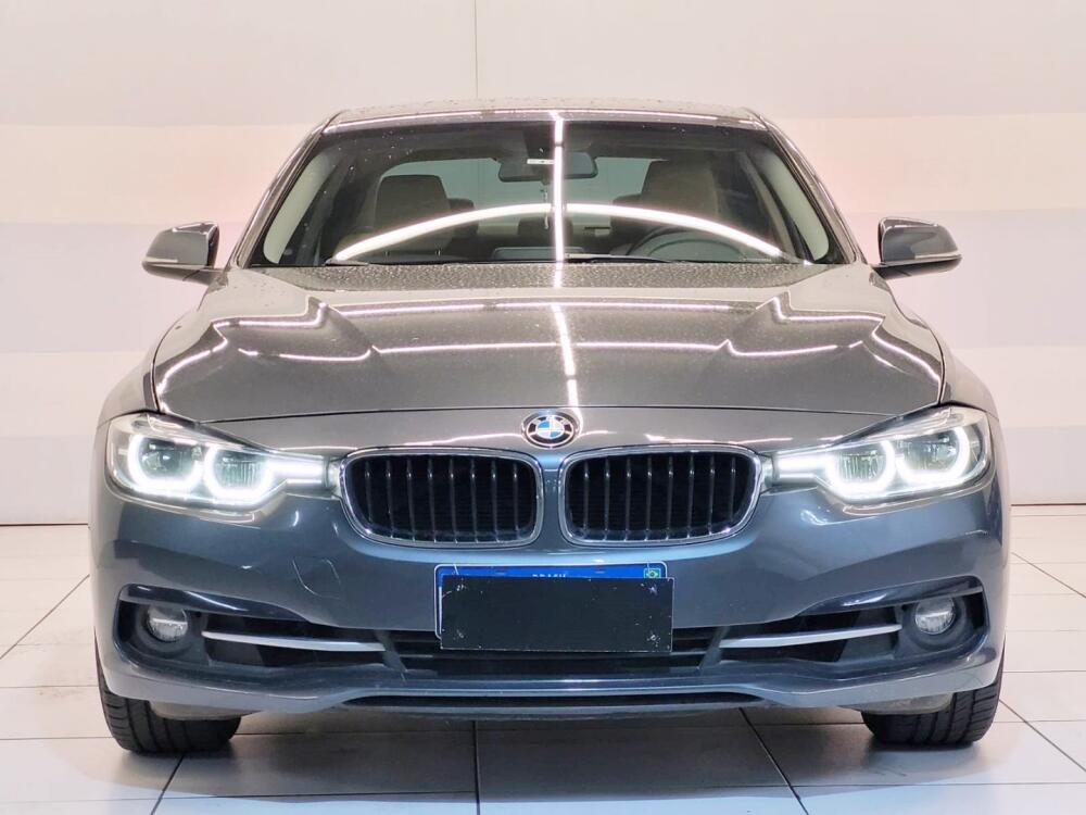 BMW 320i