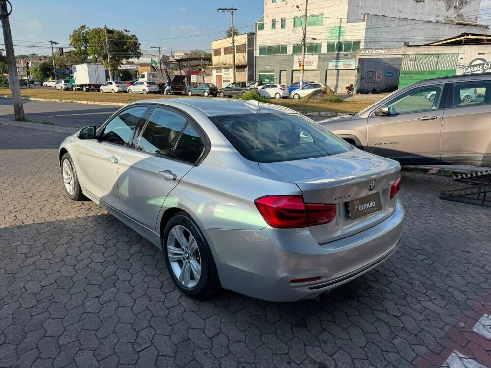BMW 320i