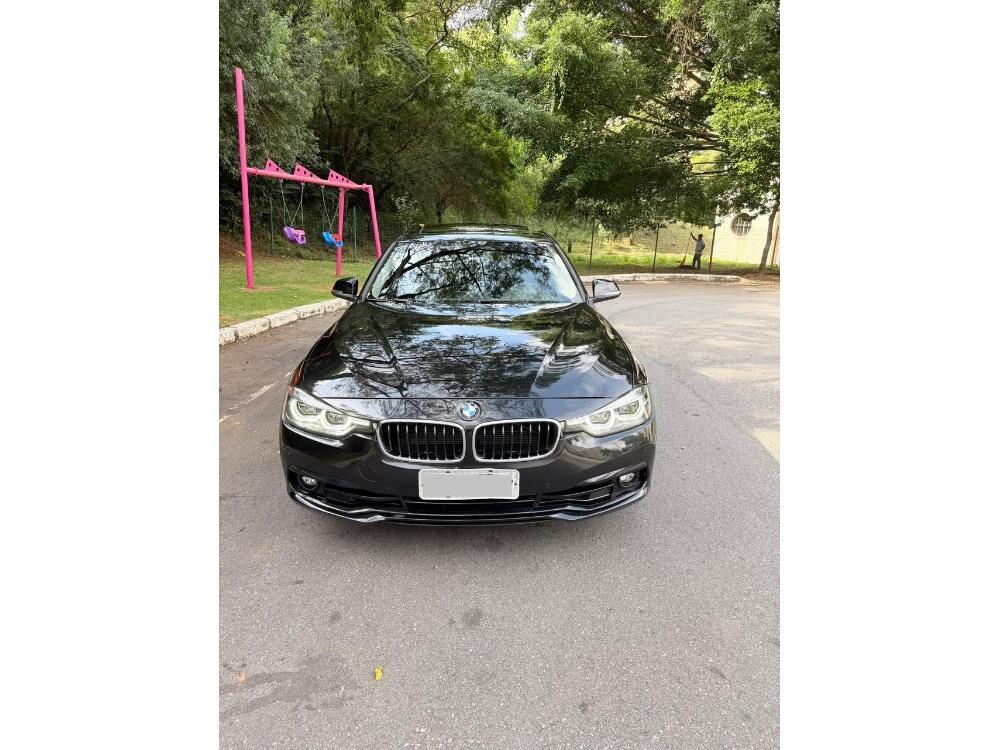 BMW 320i
