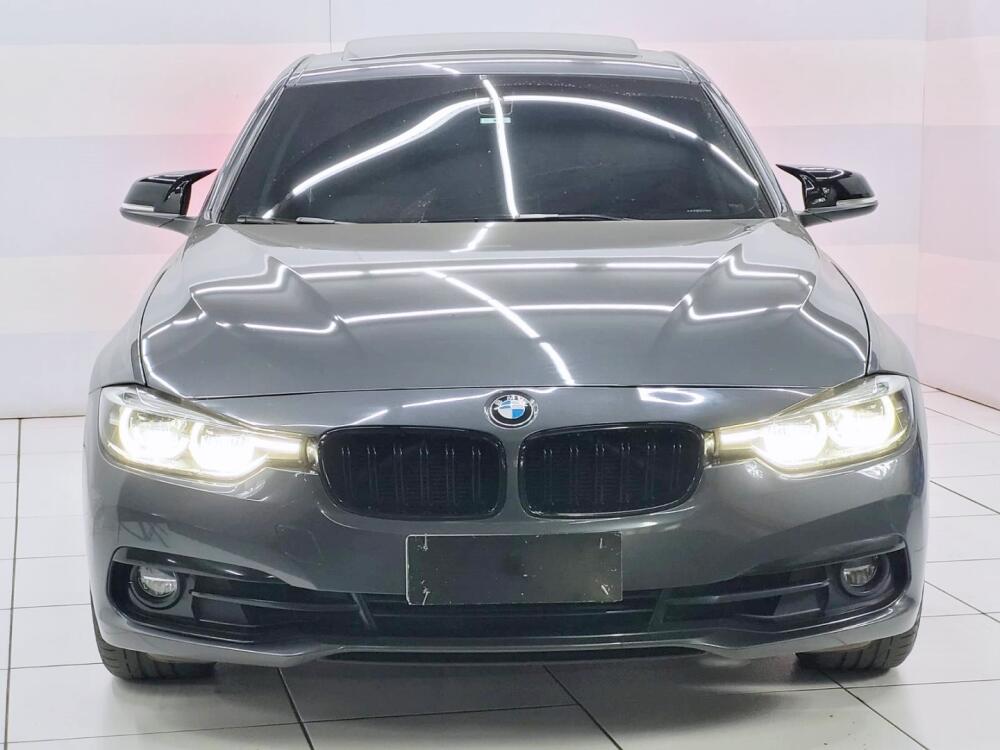 BMW 320i