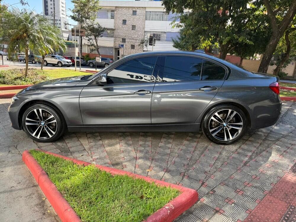BMW 320i