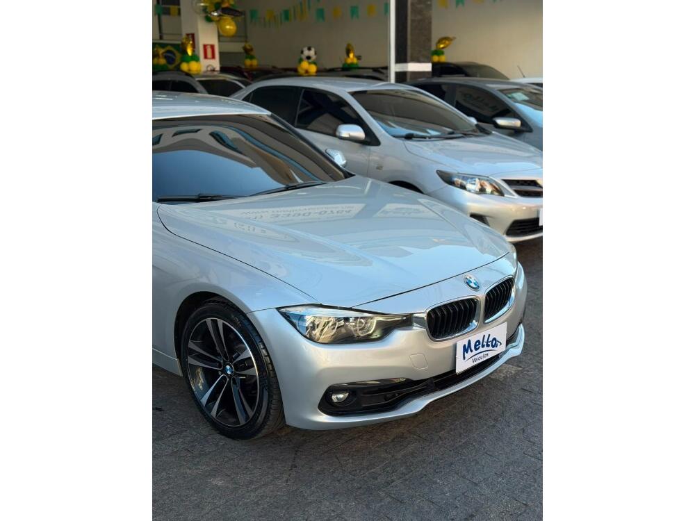 BMW 320i