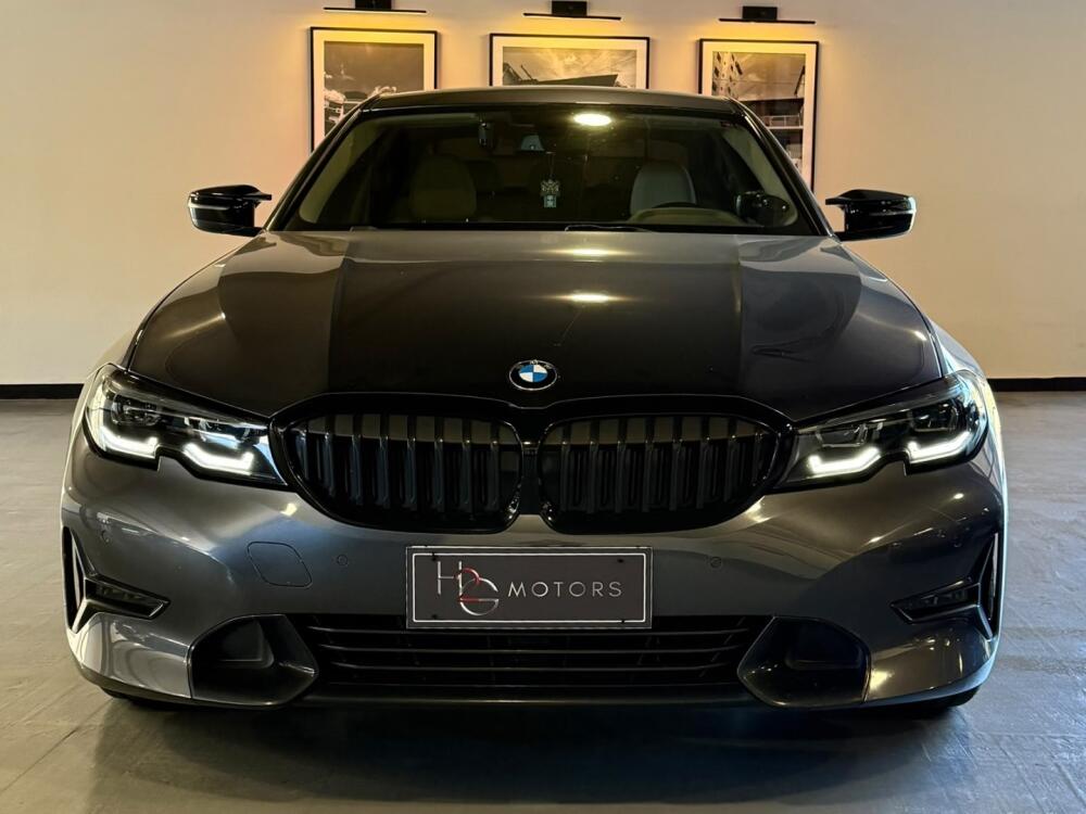 BMW 320i