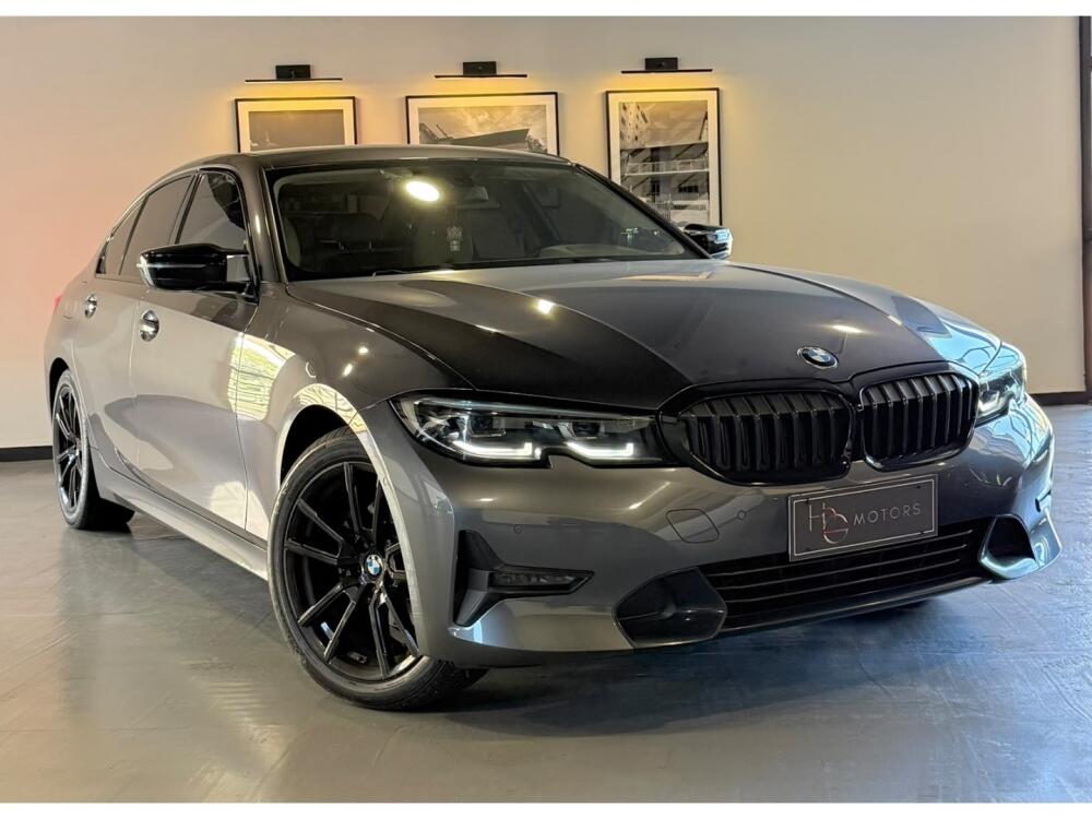 BMW 320i