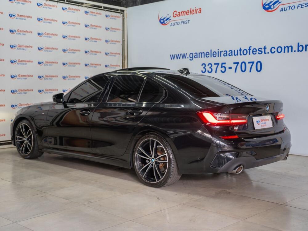 BMW 320i