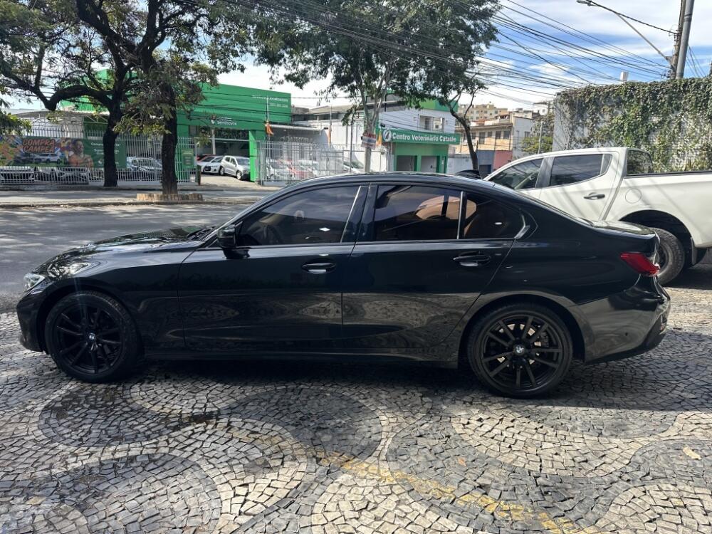 BMW 320i