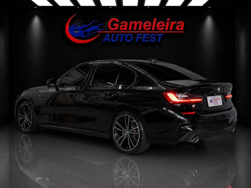 BMW 320i