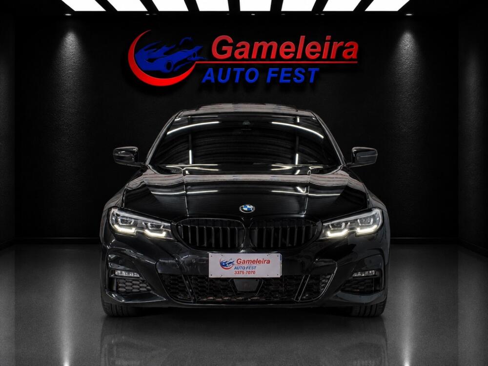 BMW 320i