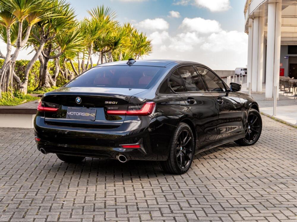 BMW 320i