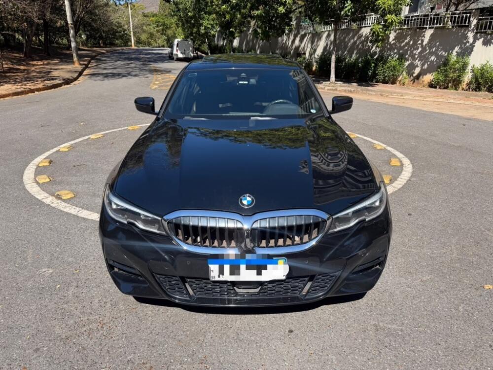 BMW 320i