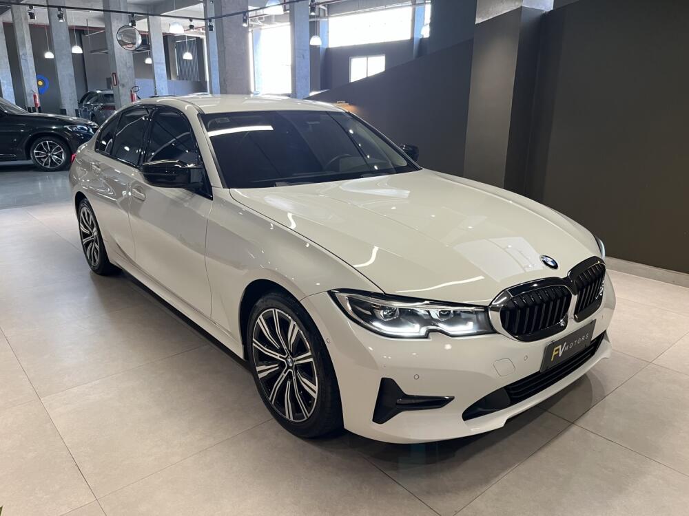 BMW 320i