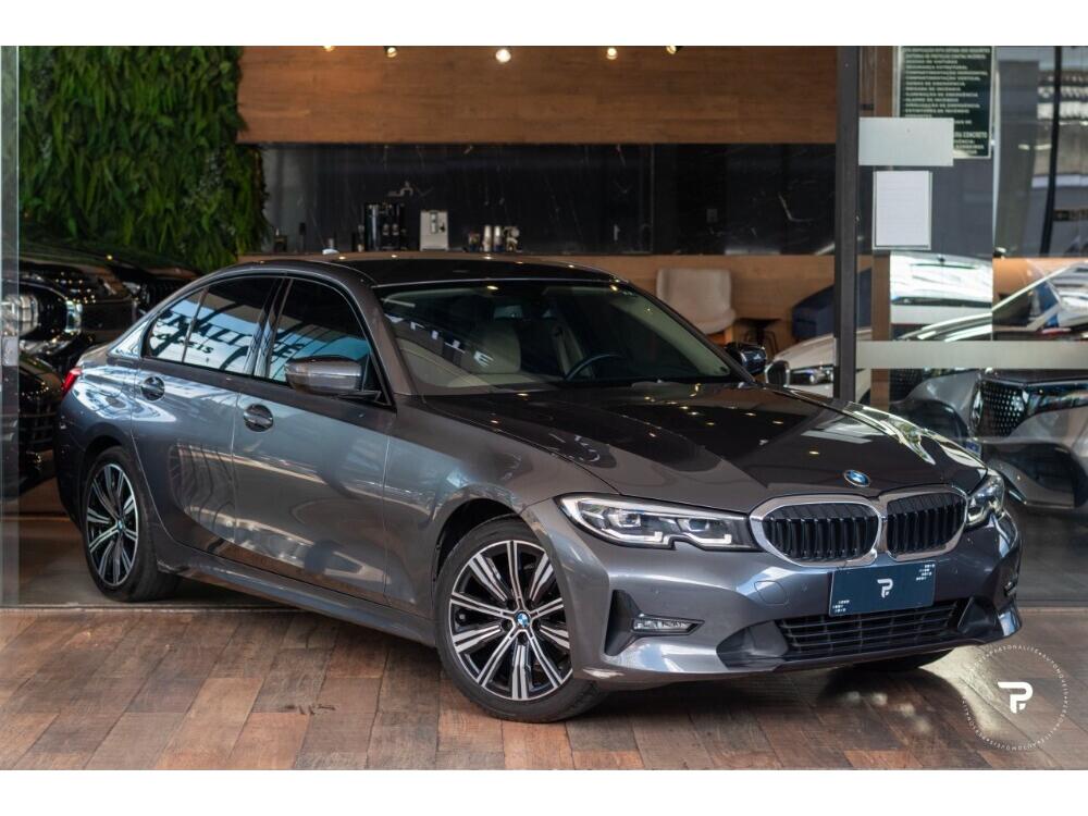 BMW 320i