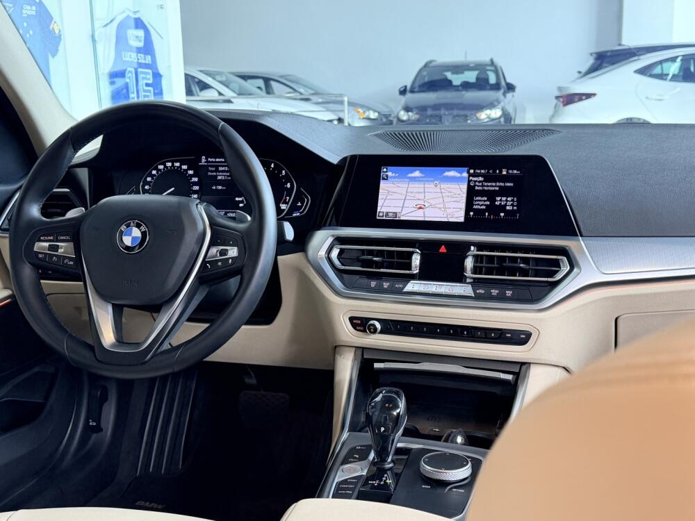 BMW 320i