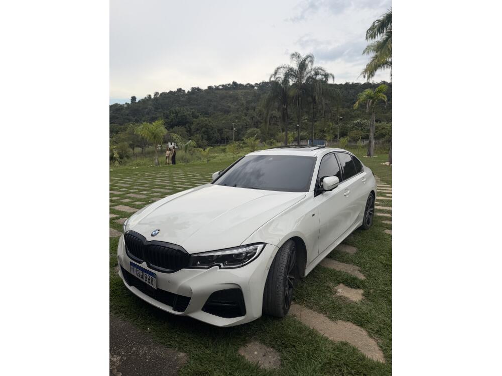 BMW 320i