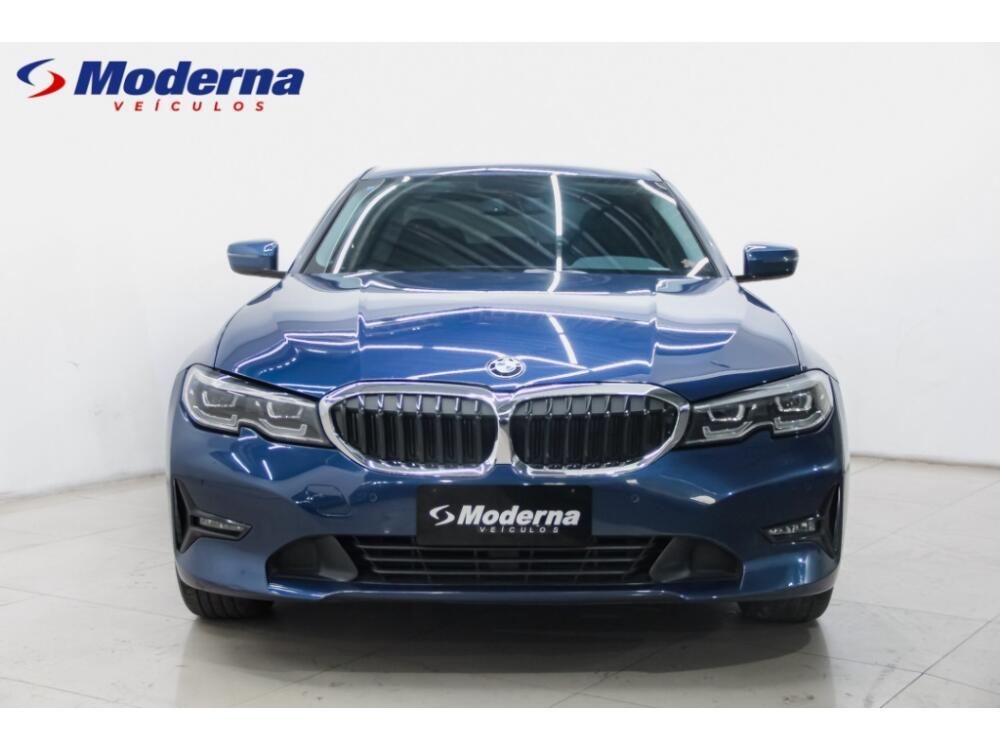 BMW 320i