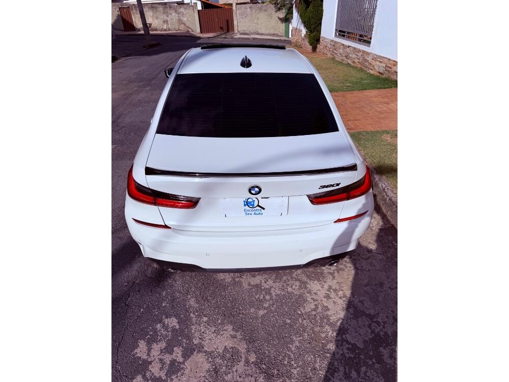 BMW 320i