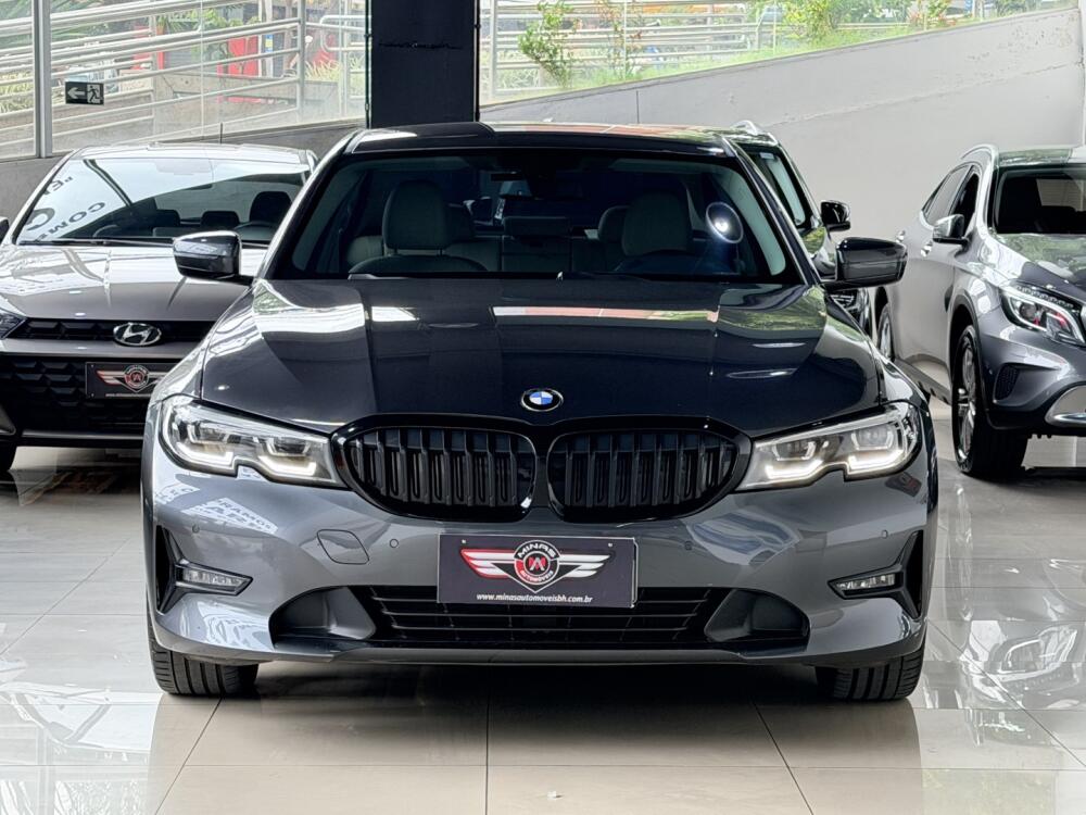 BMW 320i