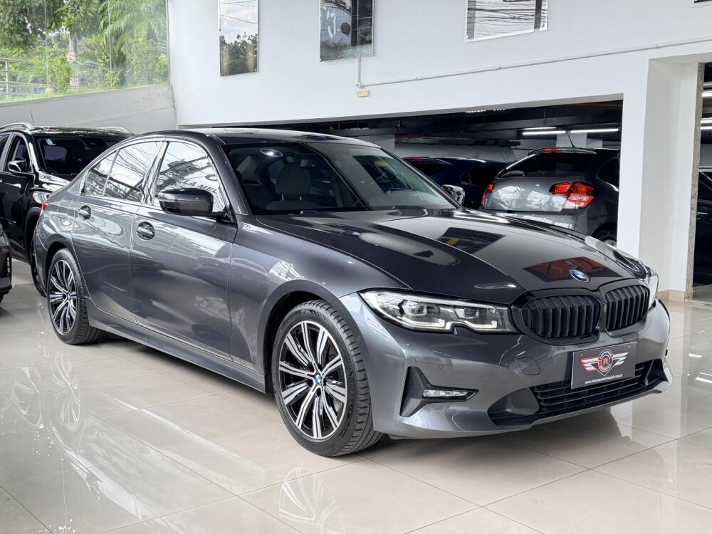 BMW 320i