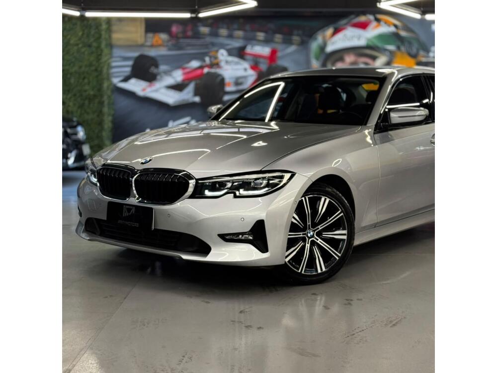 BMW 320i