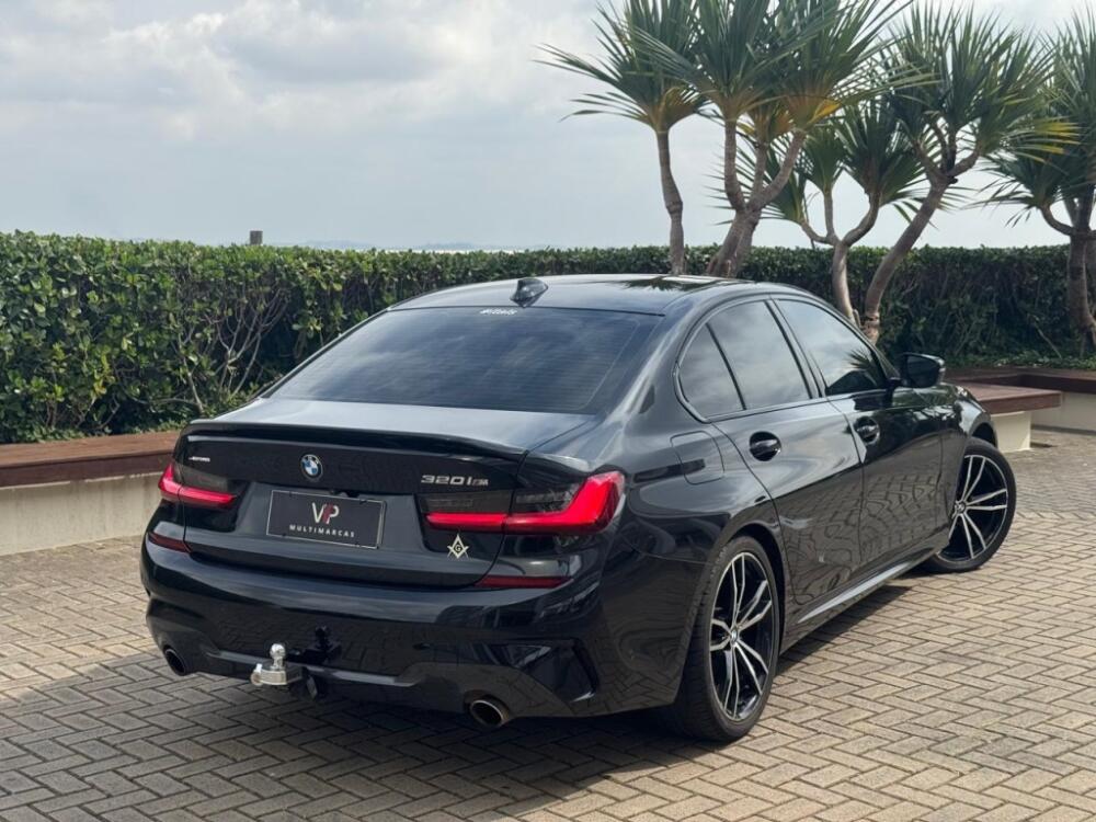 BMW 320i