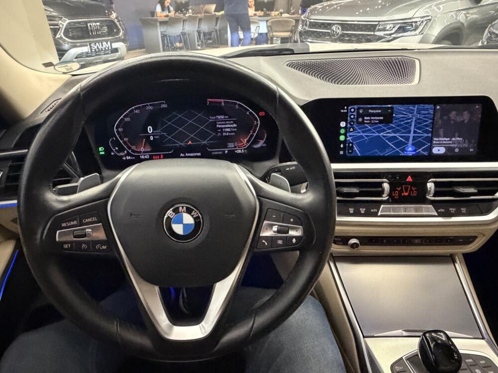 BMW 320i