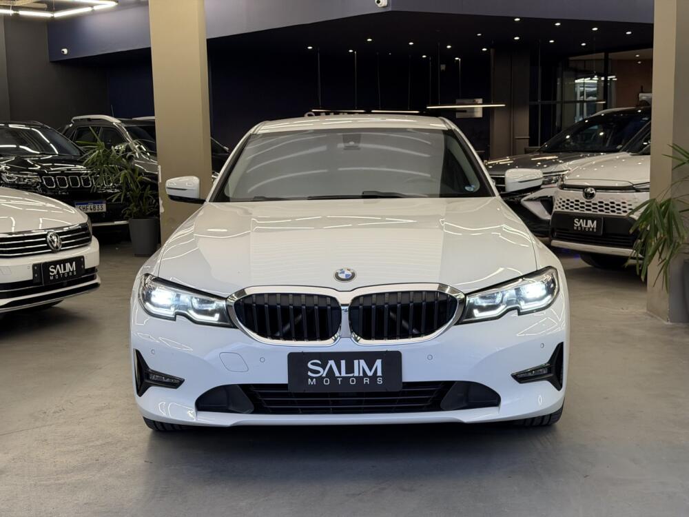 BMW 320i