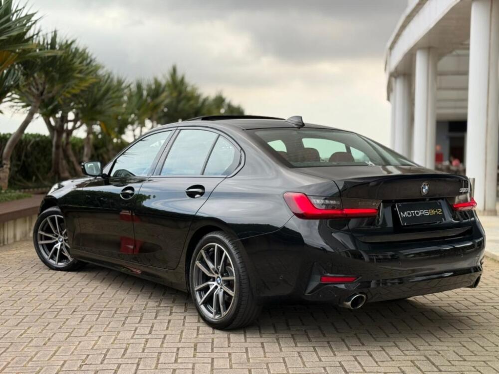 BMW 320i