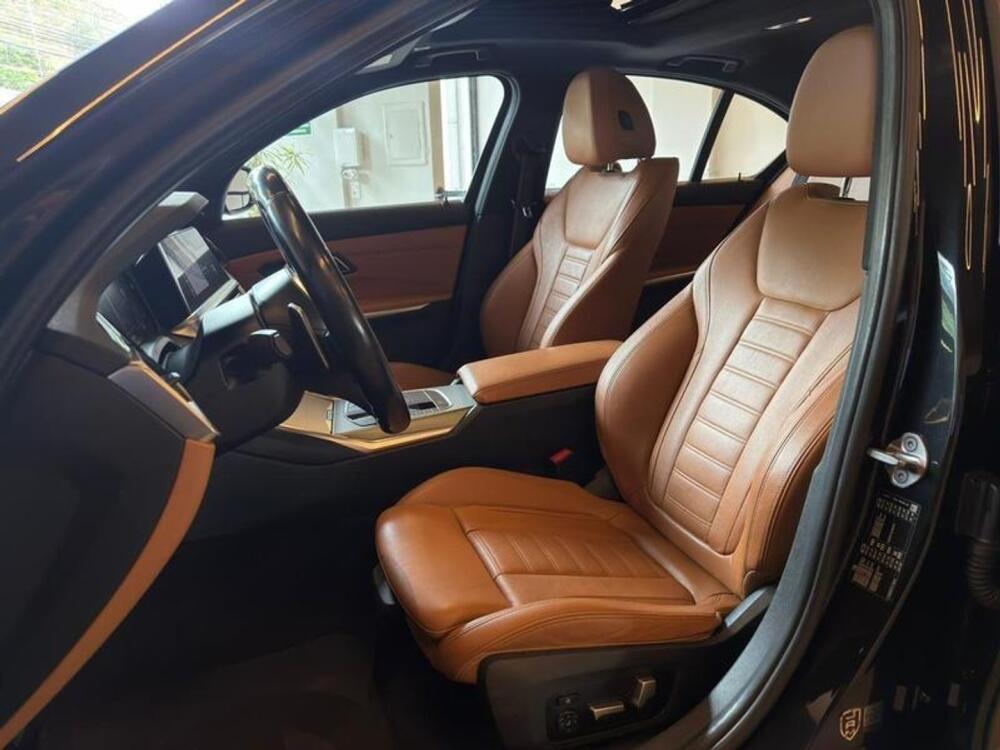BMW 320i