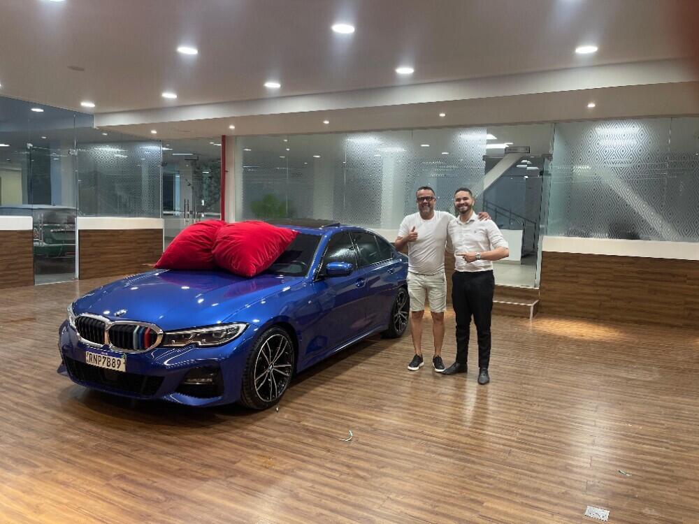 BMW 320i