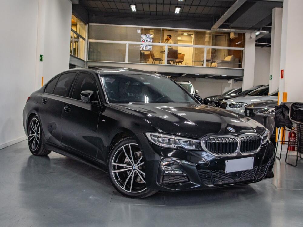 BMW 320i