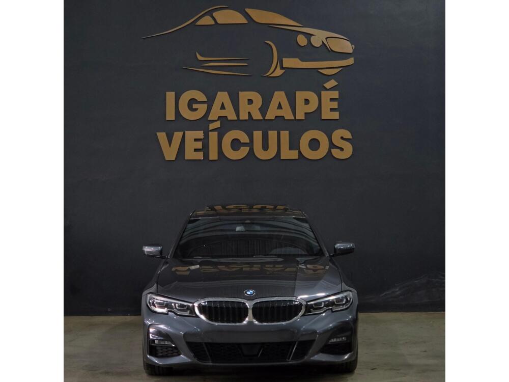 BMW 320i