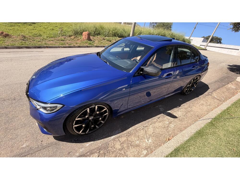 BMW 320i