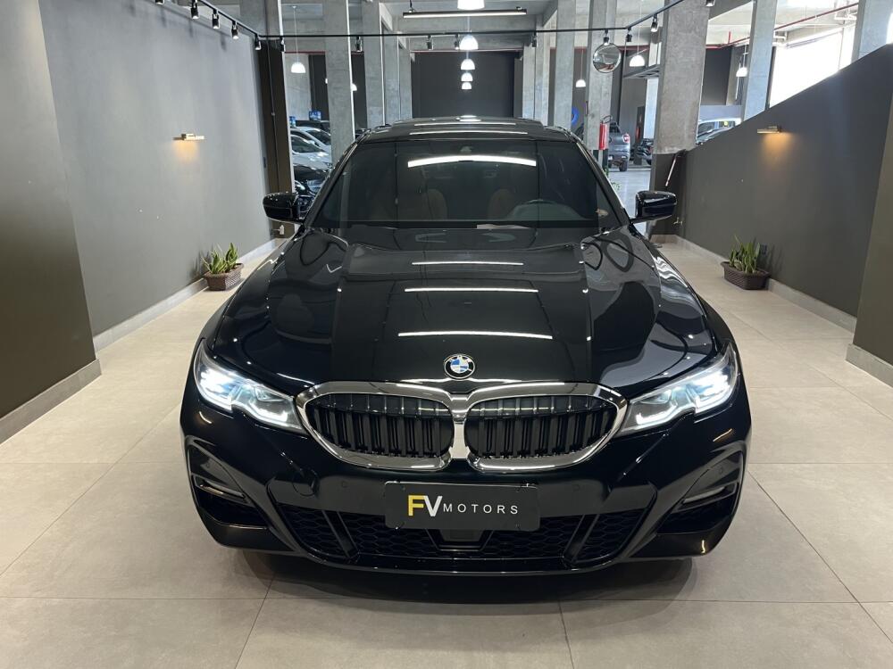 BMW 320i