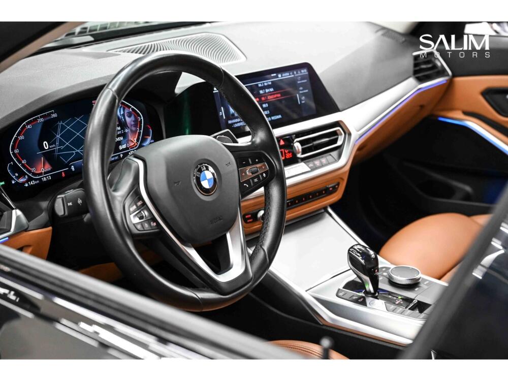 BMW 320i