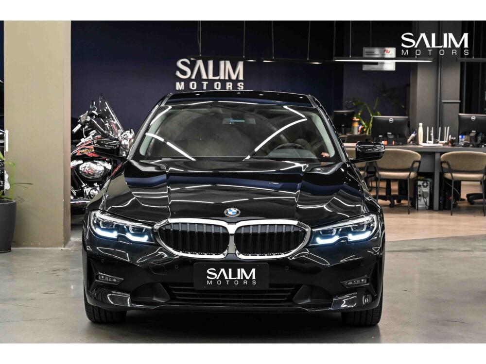 BMW 320i