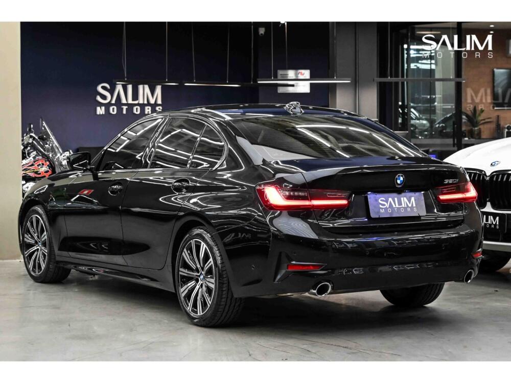 BMW 320i