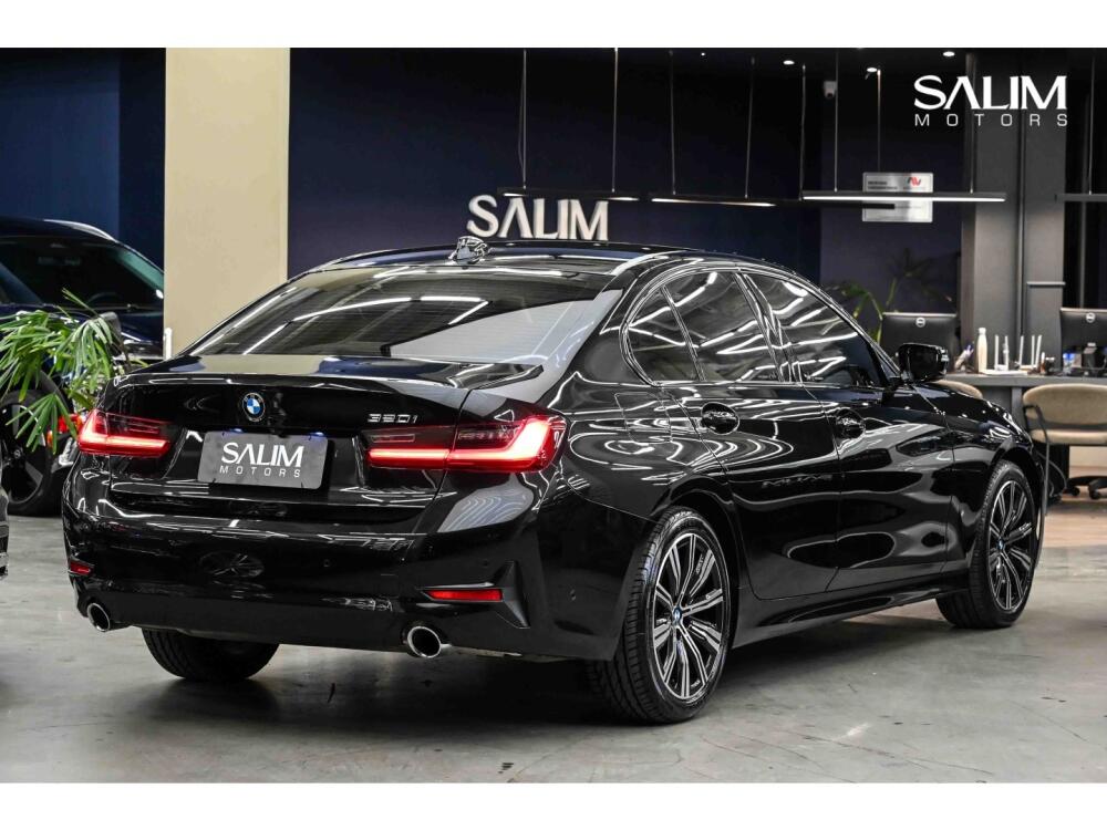 BMW 320i