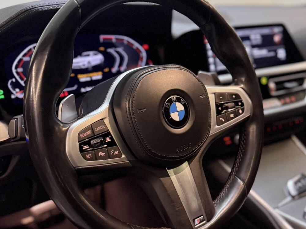 BMW 320i