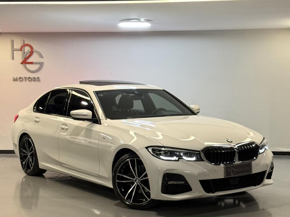 BMW 320i