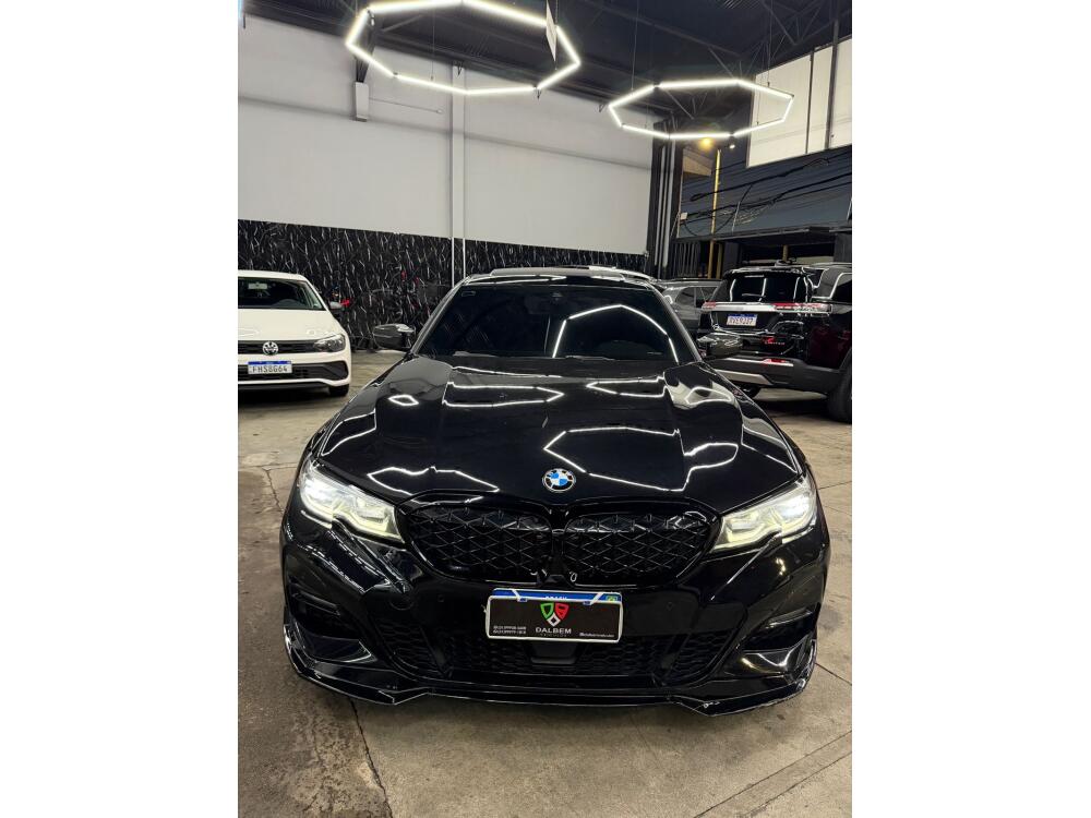 BMW 320i