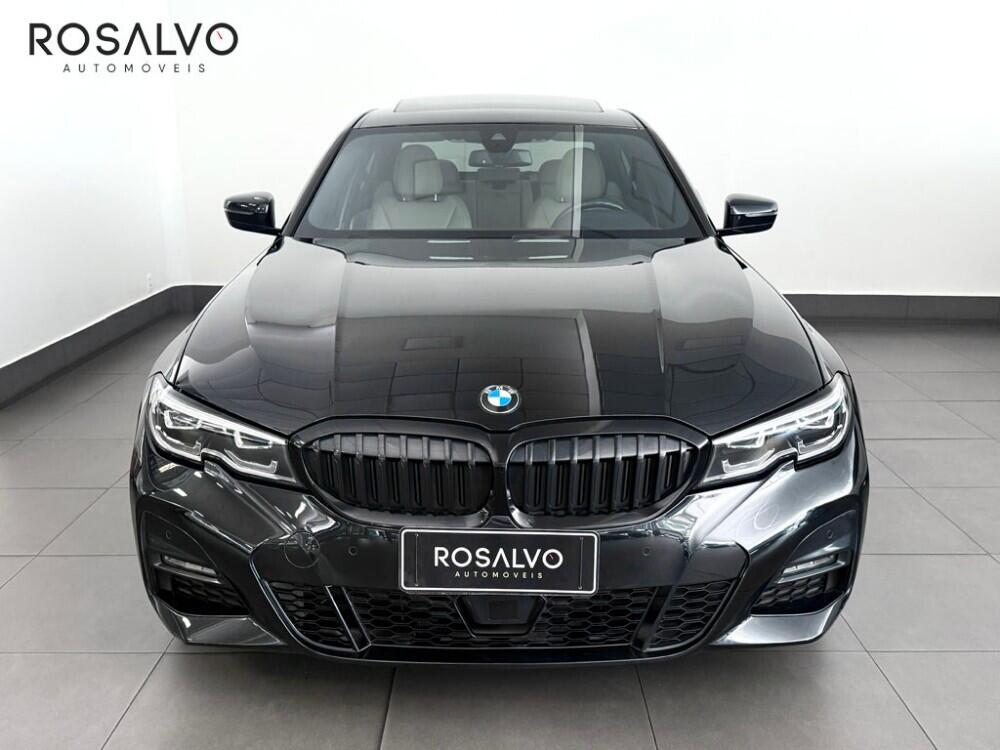 BMW 320i