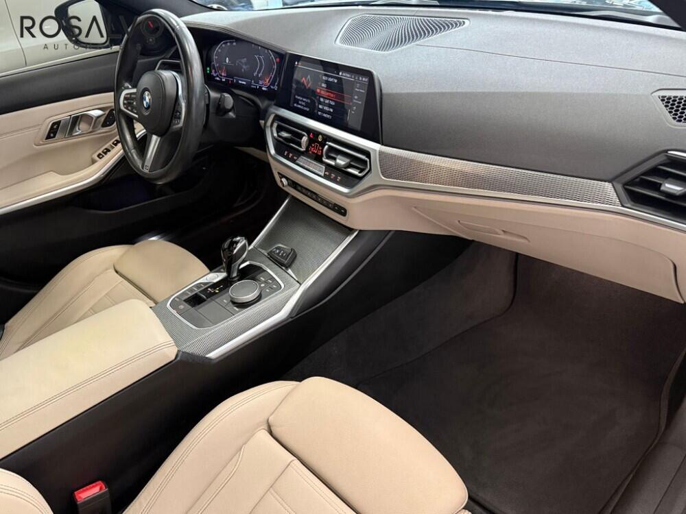 BMW 320i
